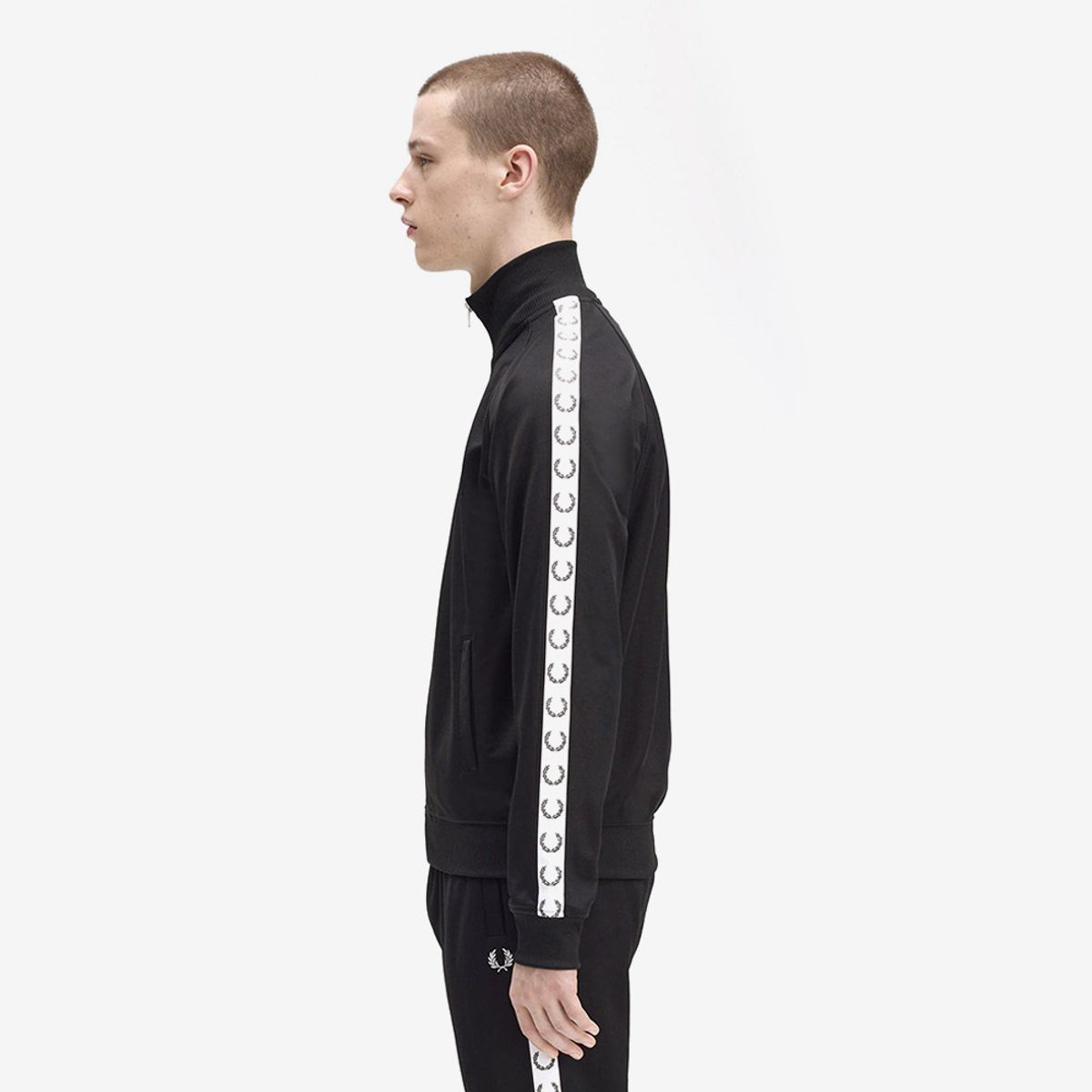 프레드페리(FRED PERRY) [Sport] 테잎 트랙 재킷 - 블랙 AFPM2534620-198