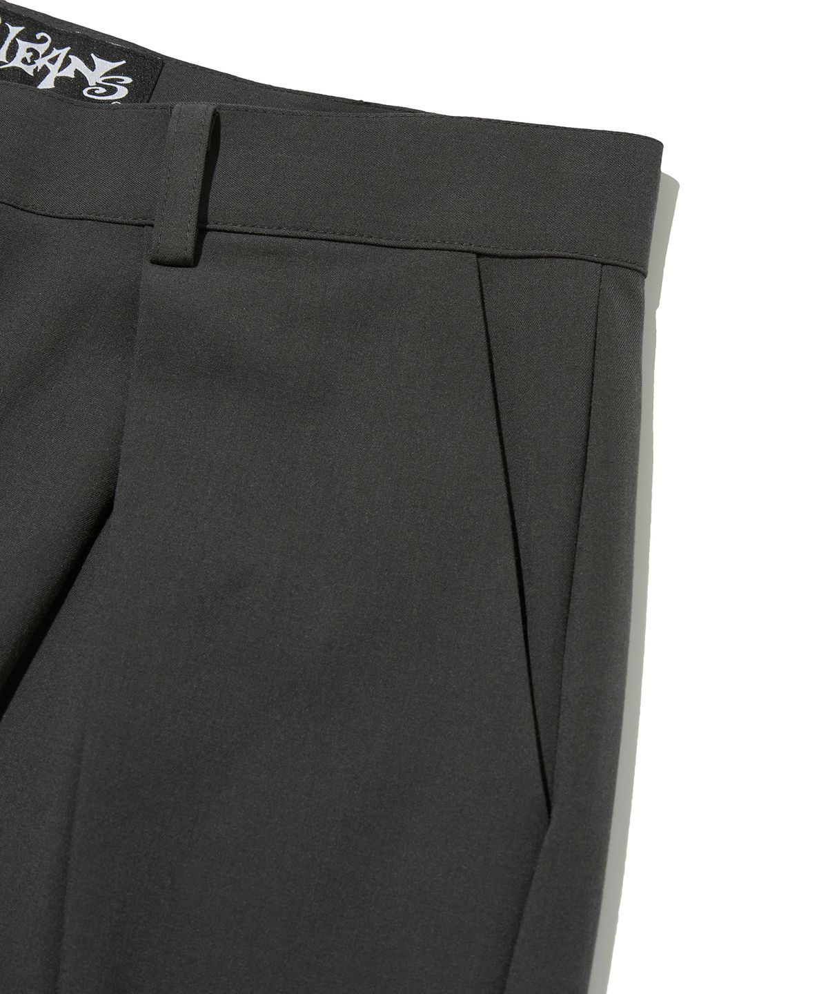 스웨이드(SUADE) ONE TUCK SLACKS [GRAY]