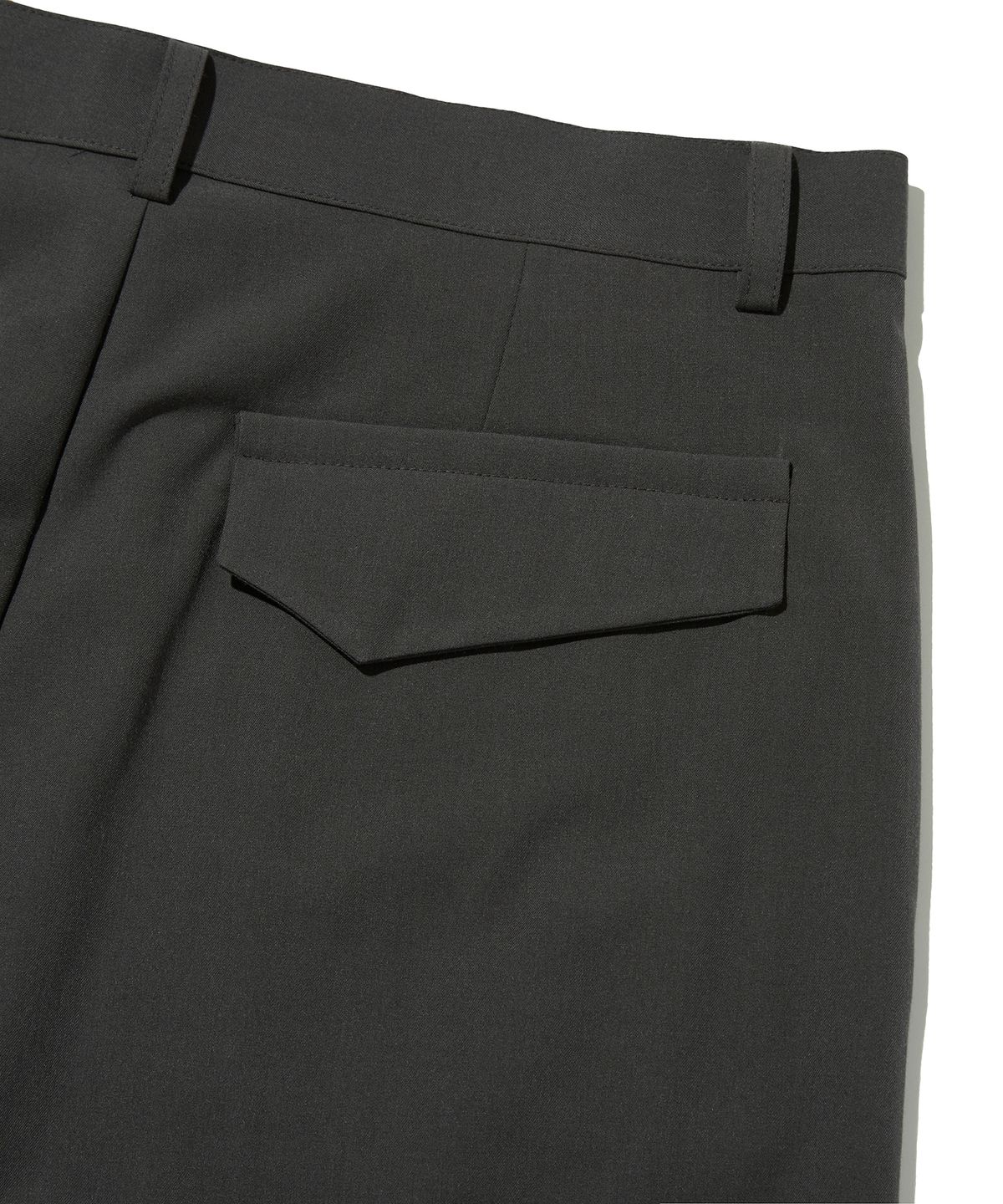 스웨이드(SUADE) ONE TUCK SLACKS [GRAY]