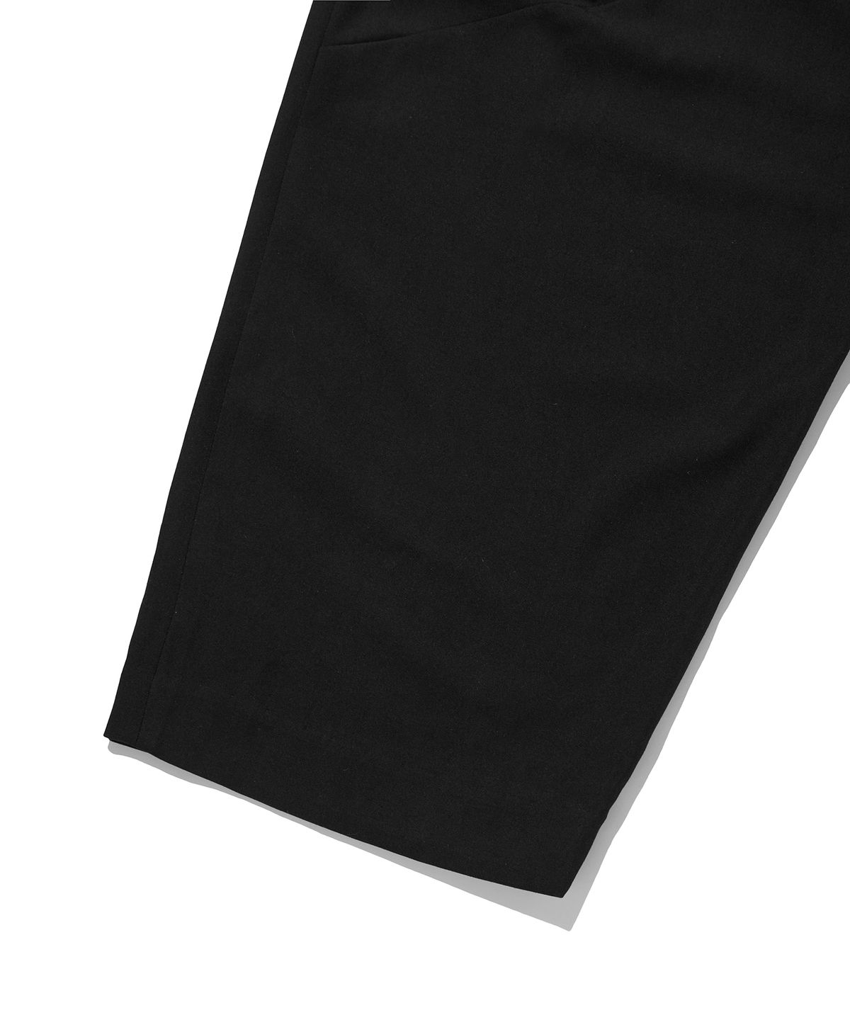 스웨이드(SUADE) ONE TUCK SLACKS [BLACK]
