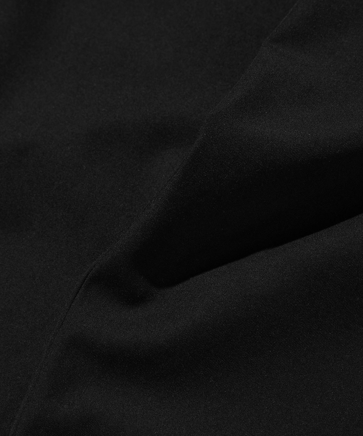 스웨이드(SUADE) ONE TUCK SLACKS [BLACK]