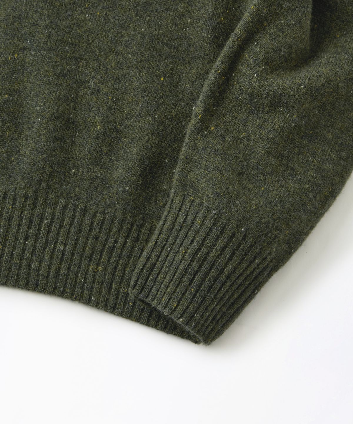 아웃스탠딩(OUTSTANDING) PURE WOOL WHOLEGARMENT KNIT_MELANGE OLIVE