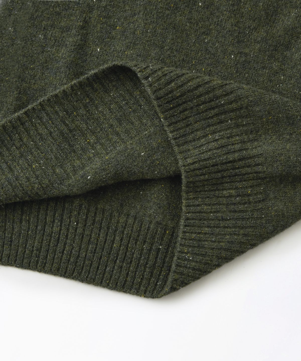 아웃스탠딩(OUTSTANDING) PURE WOOL WHOLEGARMENT KNIT_MELANGE OLIVE