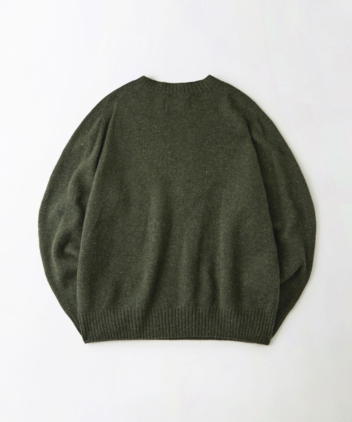 아웃스탠딩(OUTSTANDING) PURE WOOL WHOLEGARMENT KNIT_MELANGE OLIVE