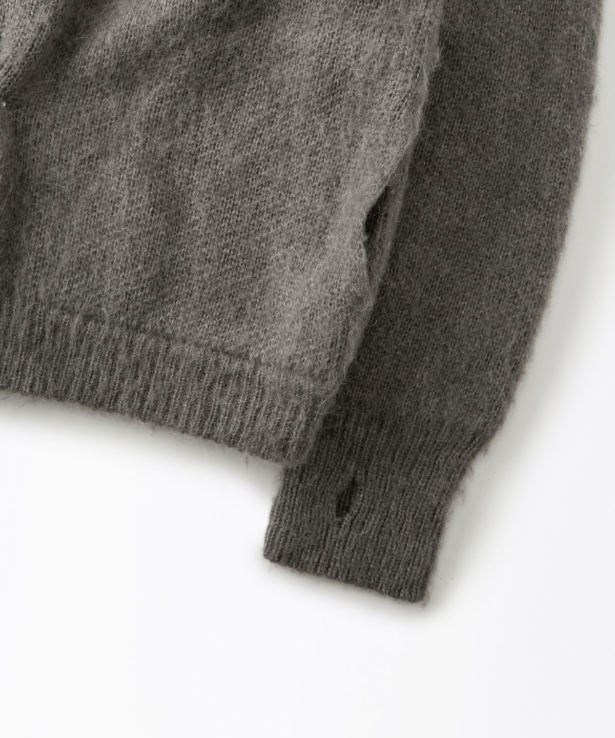 아웃스탠딩(OUTSTANDING) BRUSHED WOOL ROUND NECK CARDIGAN_MELANGE GRAY