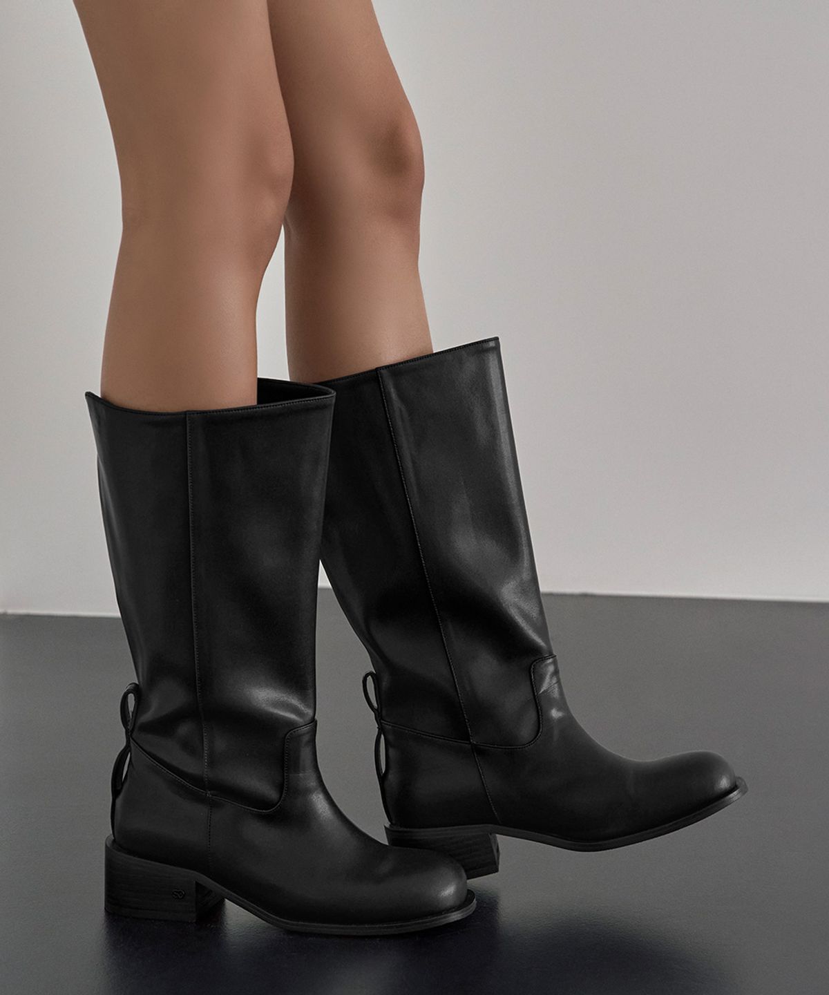 스탠드오일(STAND OIL) Belted Two Way Boots · 벨티드 투웨이 부츠