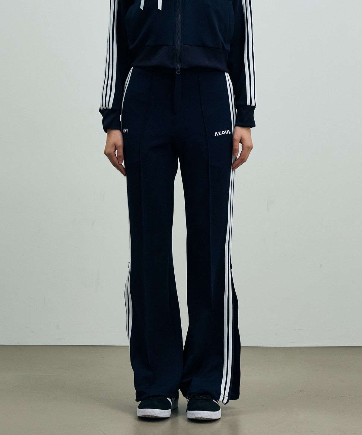 아리킴(ARIKIM) JOEL JERSEY TRACK PANTS / NAVY