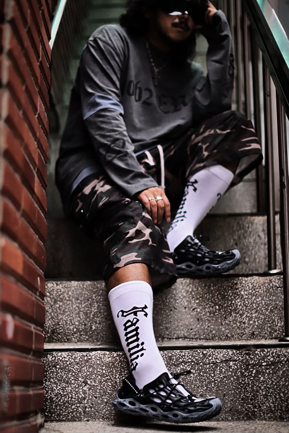 뭉(MWOONG) familia long socks set (white&black)