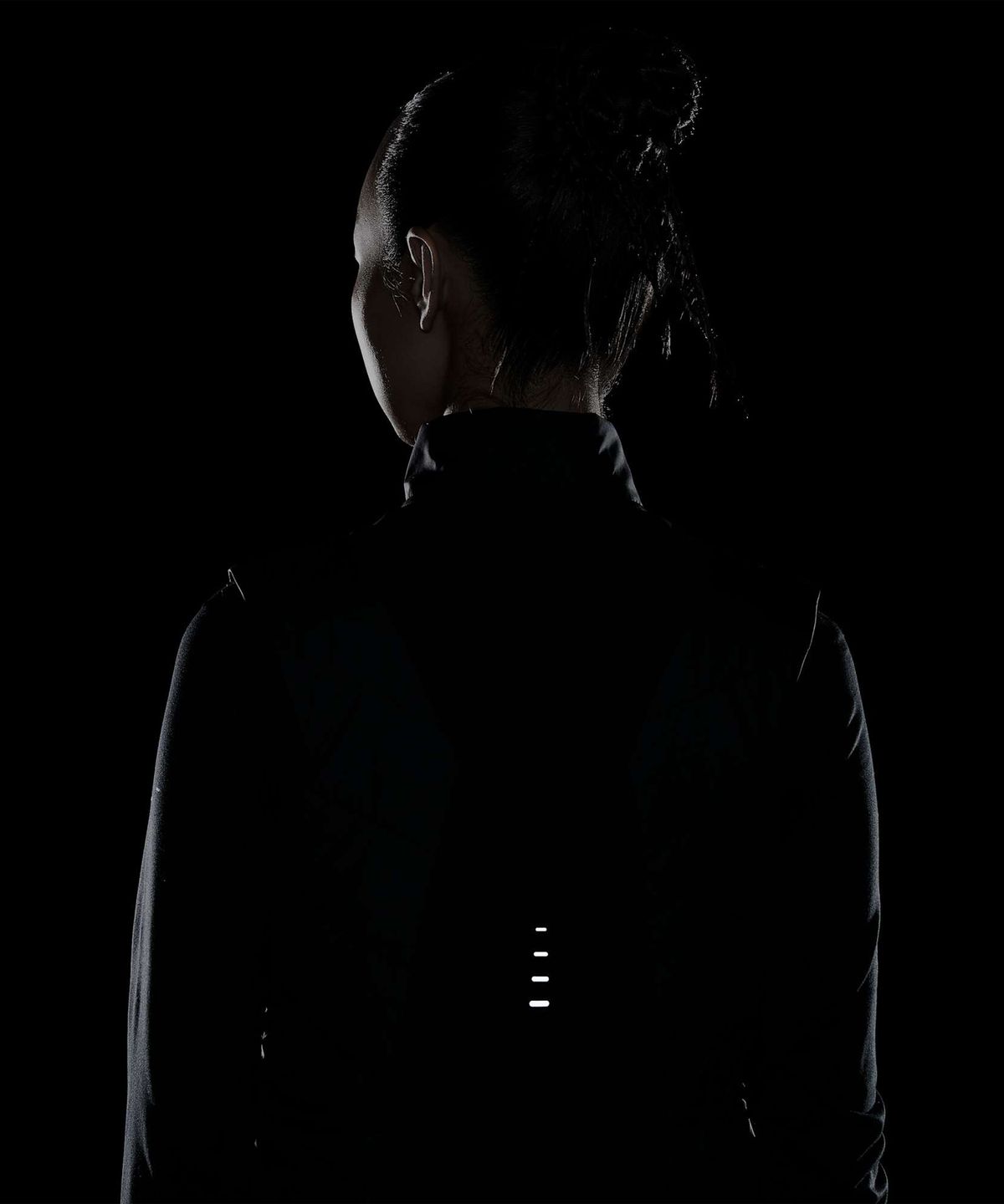 나이키(NIKE) 스위프트 써마 핏 러닝 베스트 W - 블랙 / HV2656-010