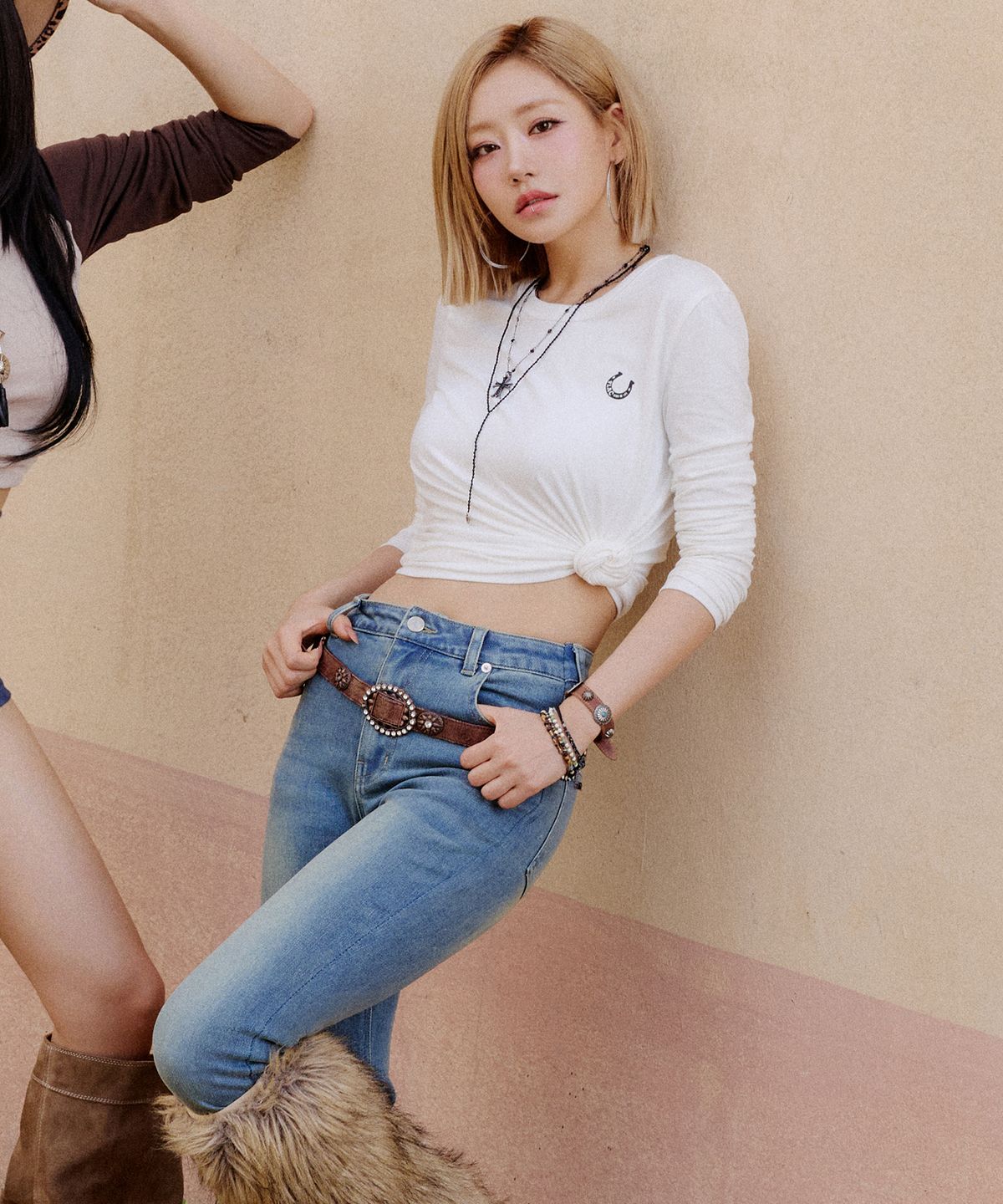 플랙 우먼(PLAC WOMEN) 빈티지 워싱 부츠컷 데님팬츠 미드 블루