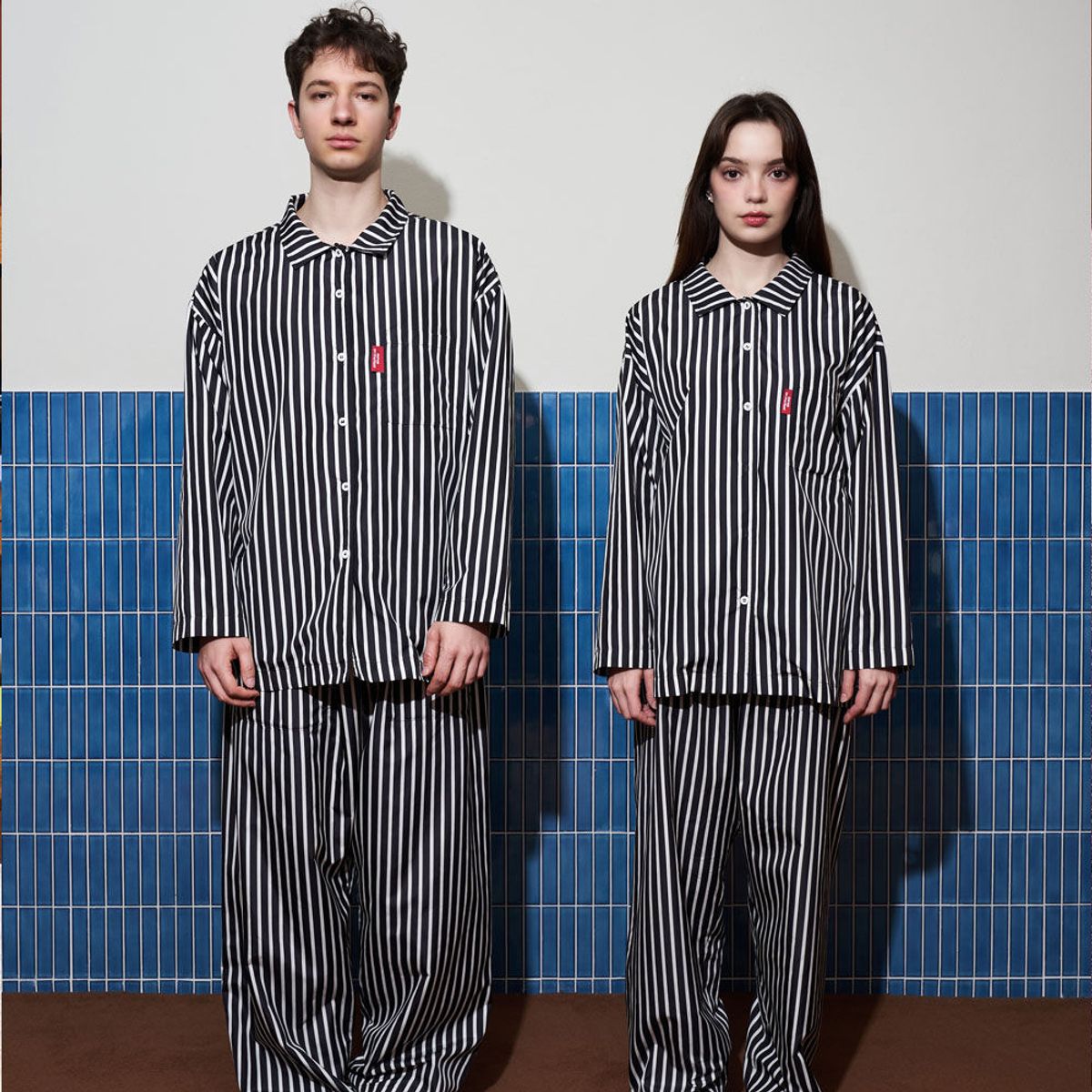 댄스온더플로어(DANCEONTHEFLOOR) furless pajamas 퍼리스 스트라이프 파자마 (black)
