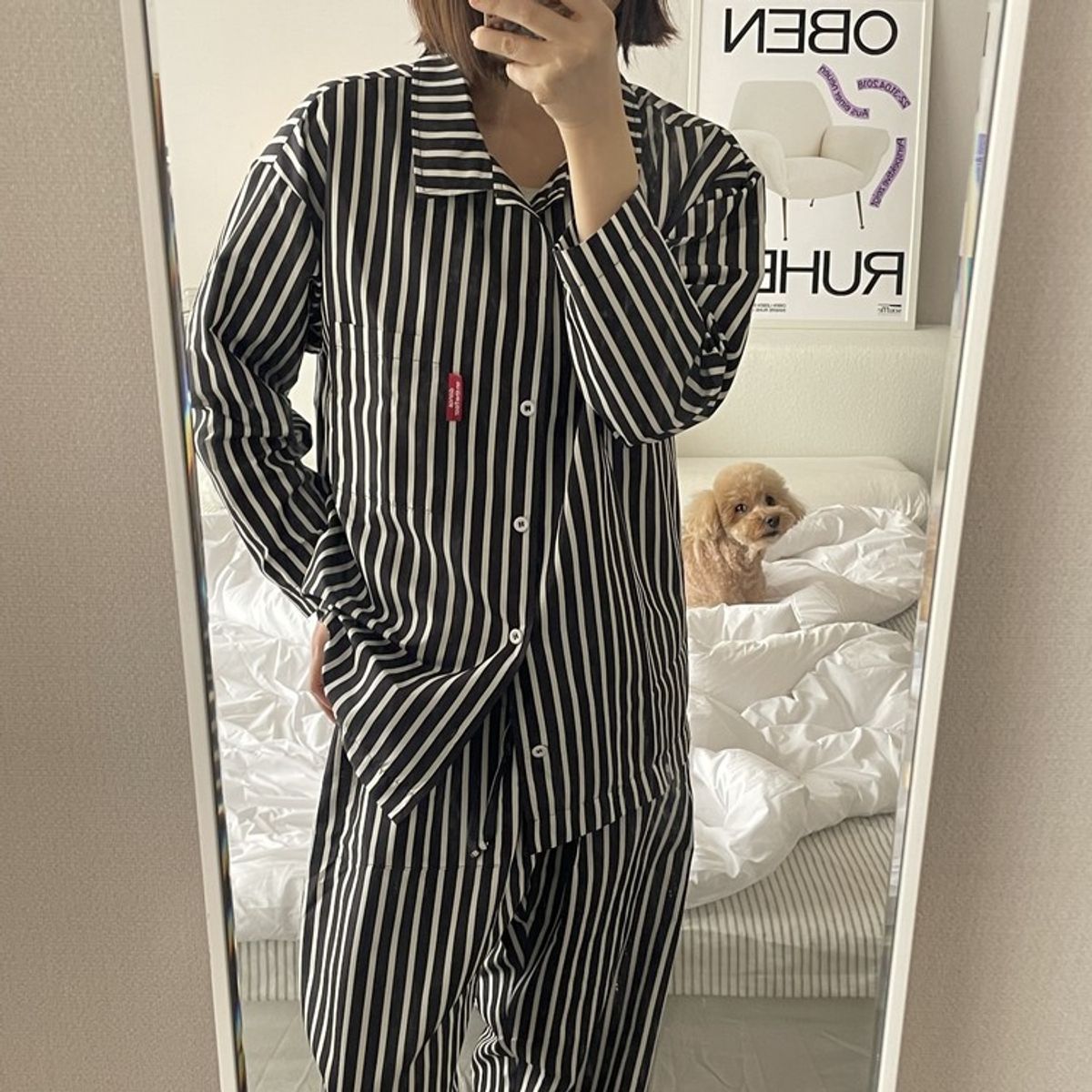 댄스온더플로어(DANCEONTHEFLOOR) furless pajamas 퍼리스 스트라이프 파자마 (black)