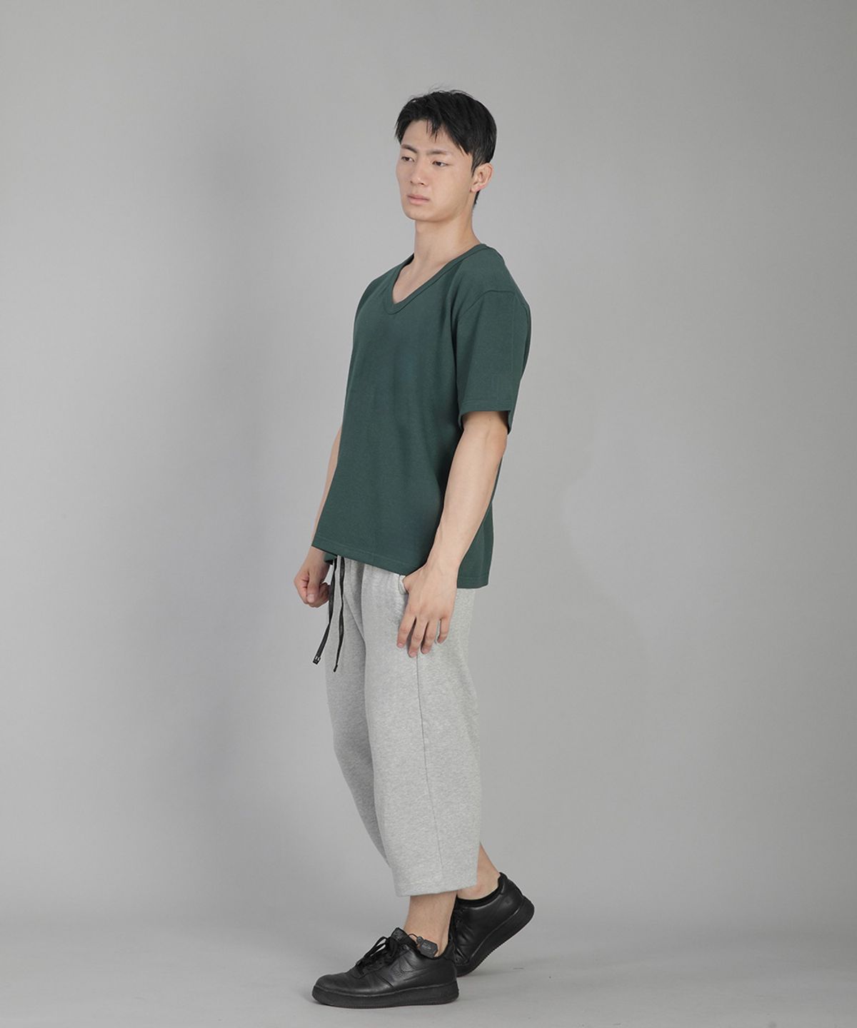 세인트크루(SAINTCREW) V넥 무지 반팔티 BVS-823 다크그린