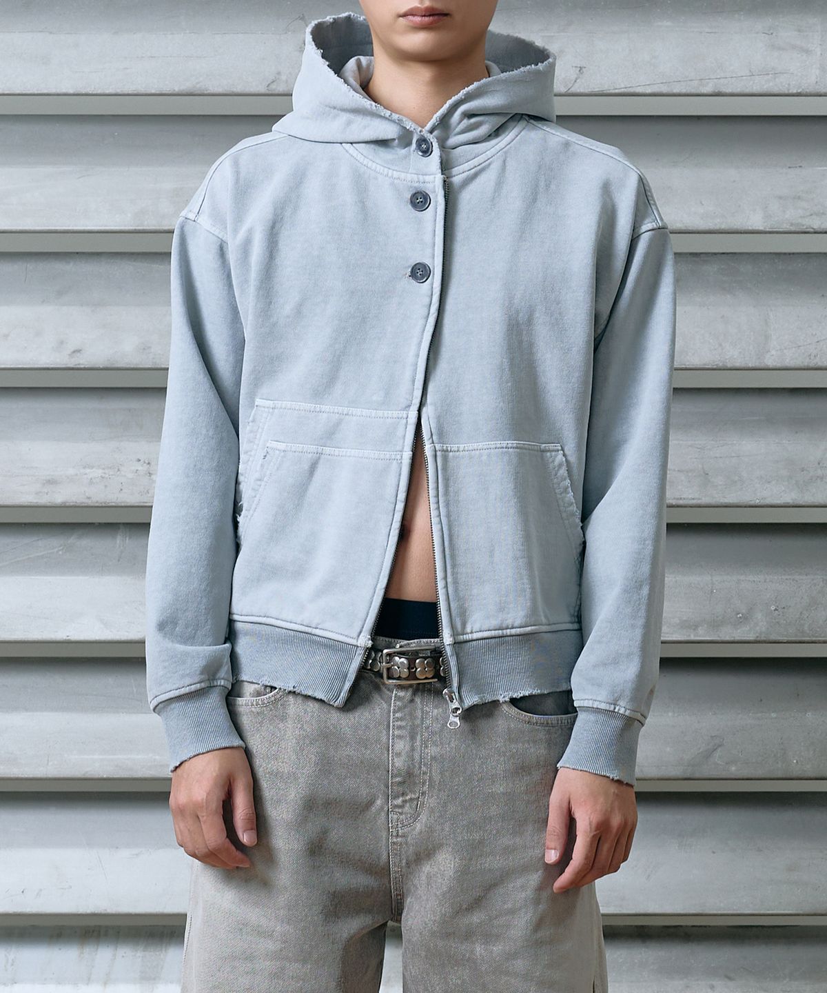 웨스켄(WESKEN) [UNISEX] DOUBLE POCKET CROPPED WASHED ZIP-UP HOODIE (GREY)