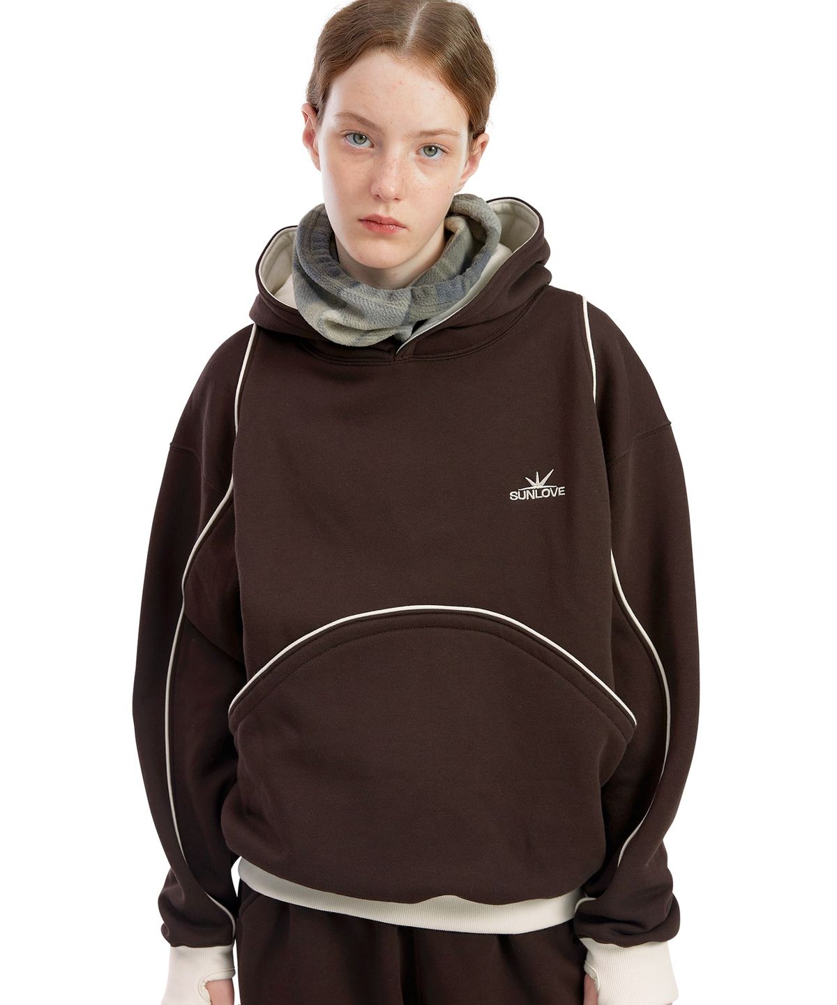 썬러브투어(SUNLOVETOUR) Crescent Brushed Hoodie Brown
