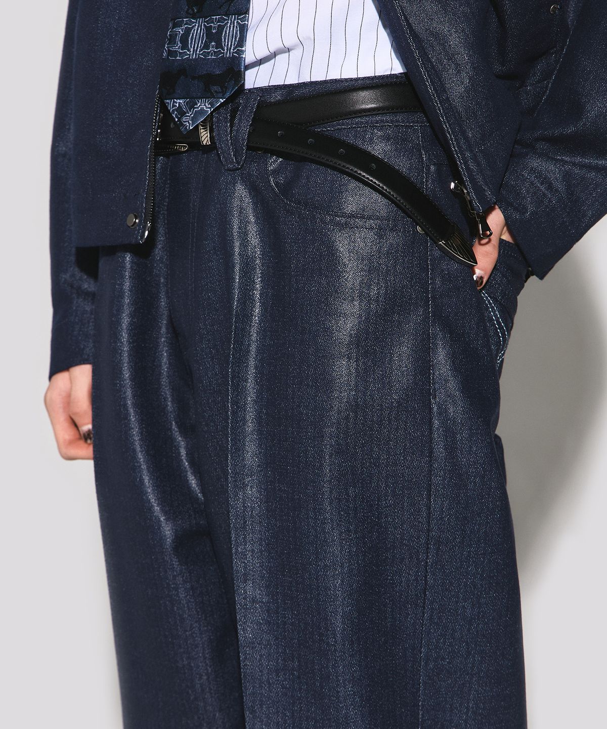 웨슬리 휴스턴(WESLEYHYUSTON) Herringbone glow wide denim pants indigo