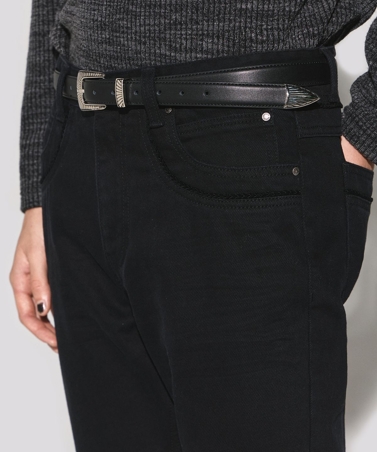 웨슬리 휴스턴(WESLEYHYUSTON) Western tape detail boots cut denim pants black