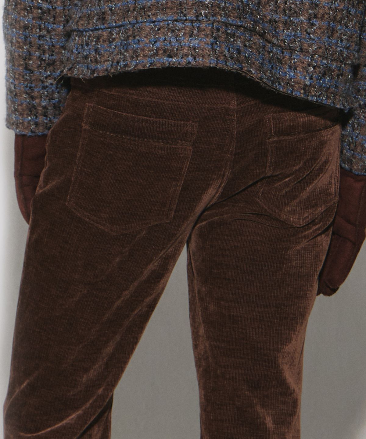 웨슬리 휴스턴(WESLEYHYUSTON) Vesper tape detail boots cut pants brown