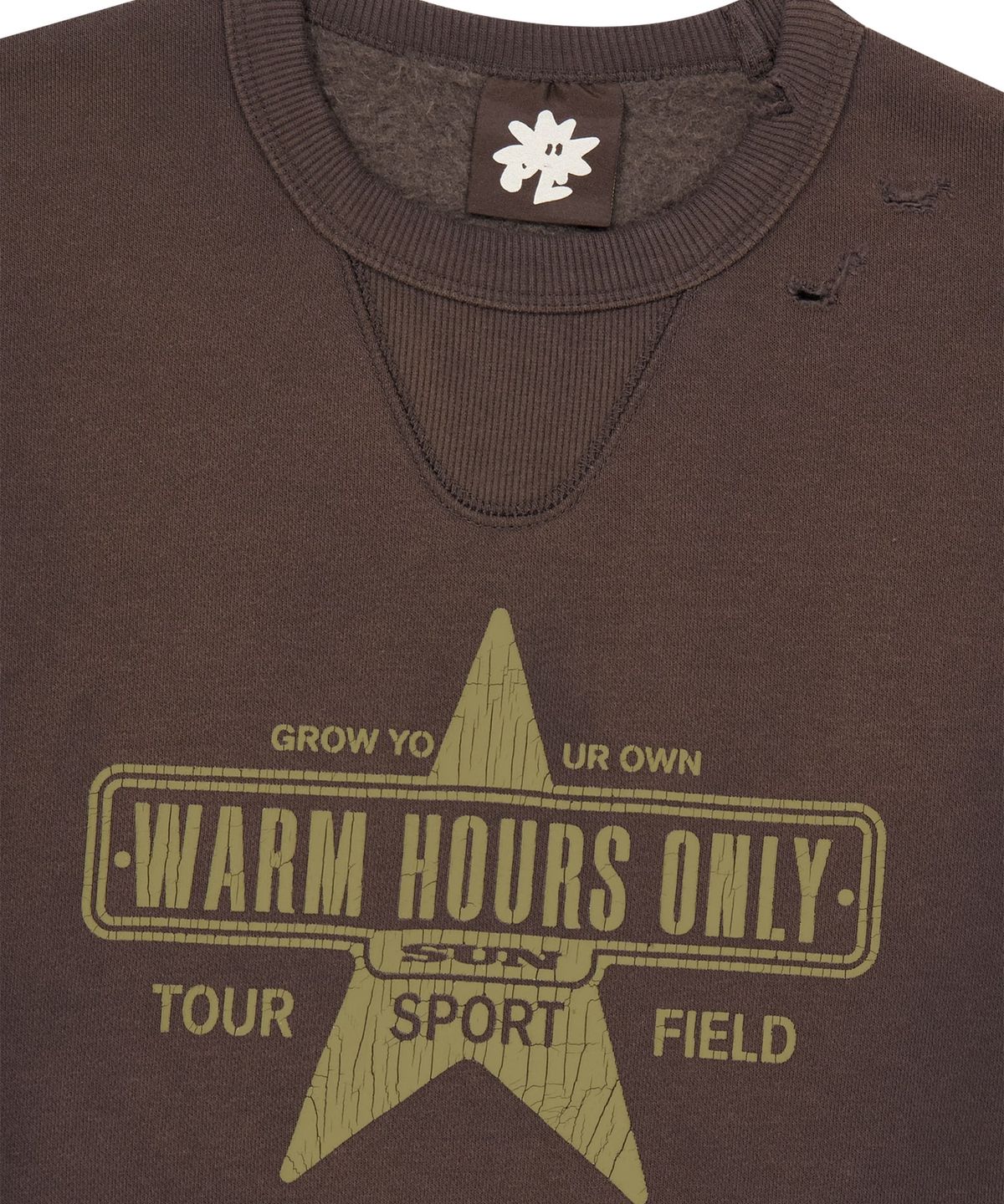 썬러브투어(SUNLOVETOUR) Faded Patch Pocket Crew Brown