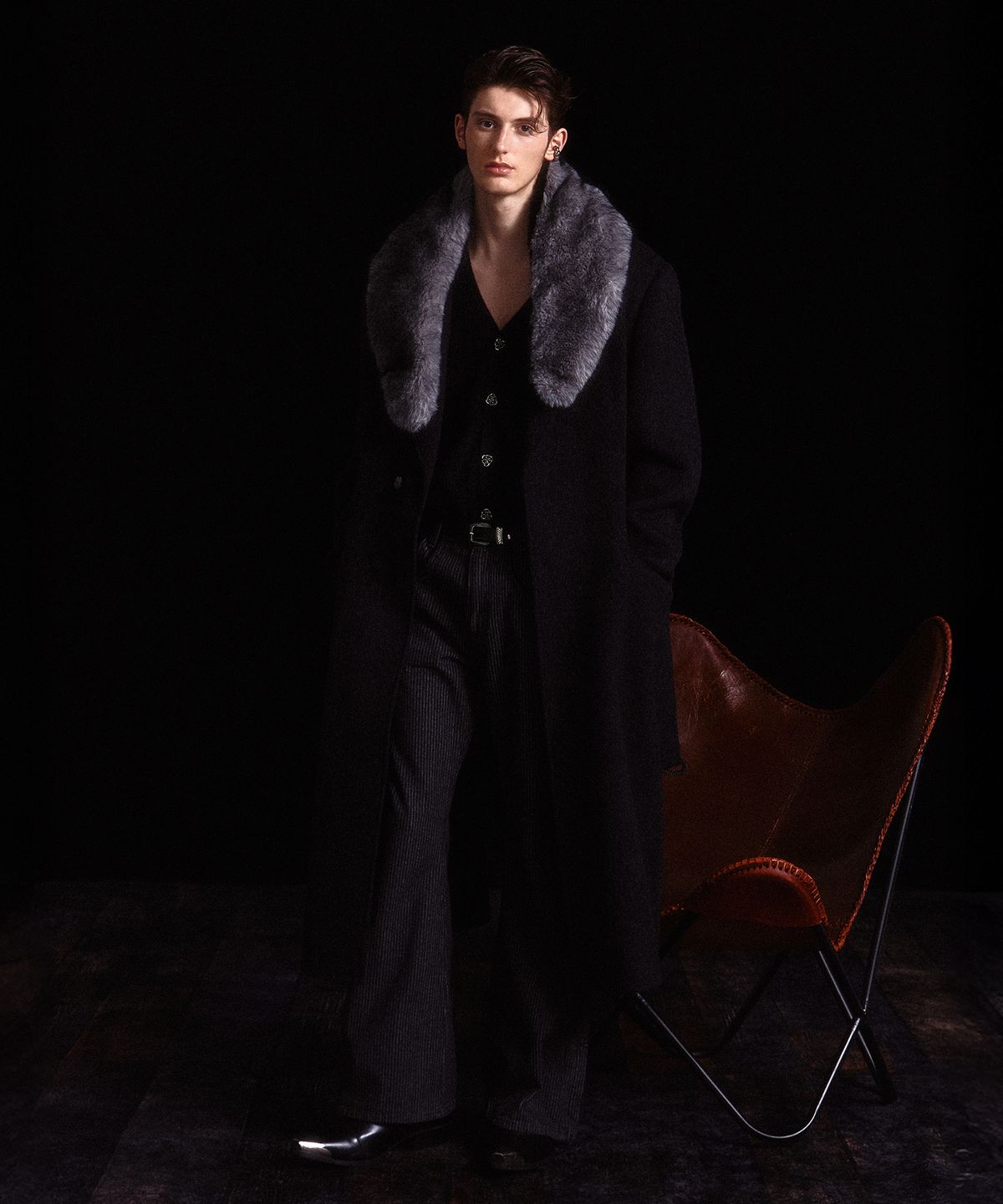 웨슬리 휴스턴(WESLEYHYUSTON) Rio handmade wool notched half double coat black