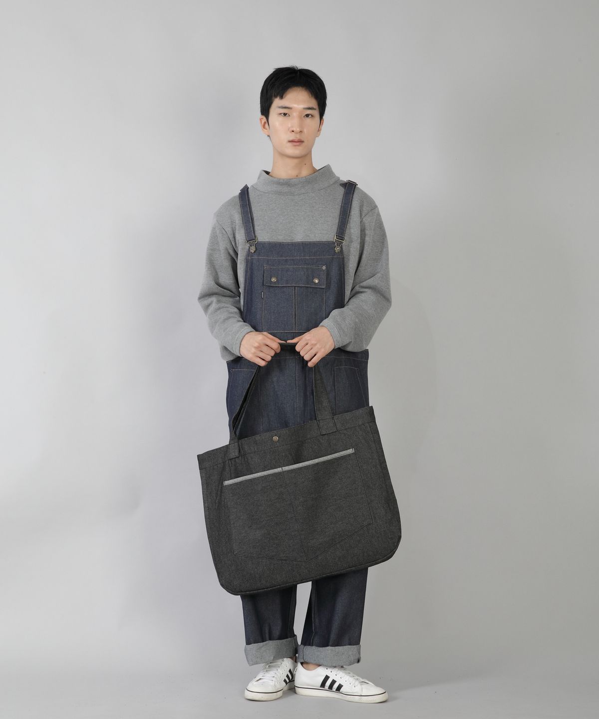 세인트크루(SAINTCREW) 라운드 볼륨 펜타곤포켓 에코백  RVP-146 데님 블랙