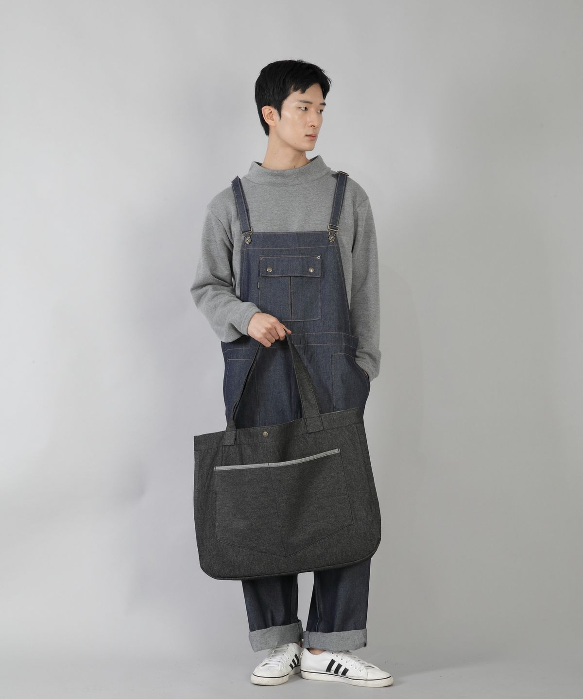 세인트크루(SAINTCREW) 라운드 볼륨 펜타곤포켓 에코백  RVP-146 데님 블랙