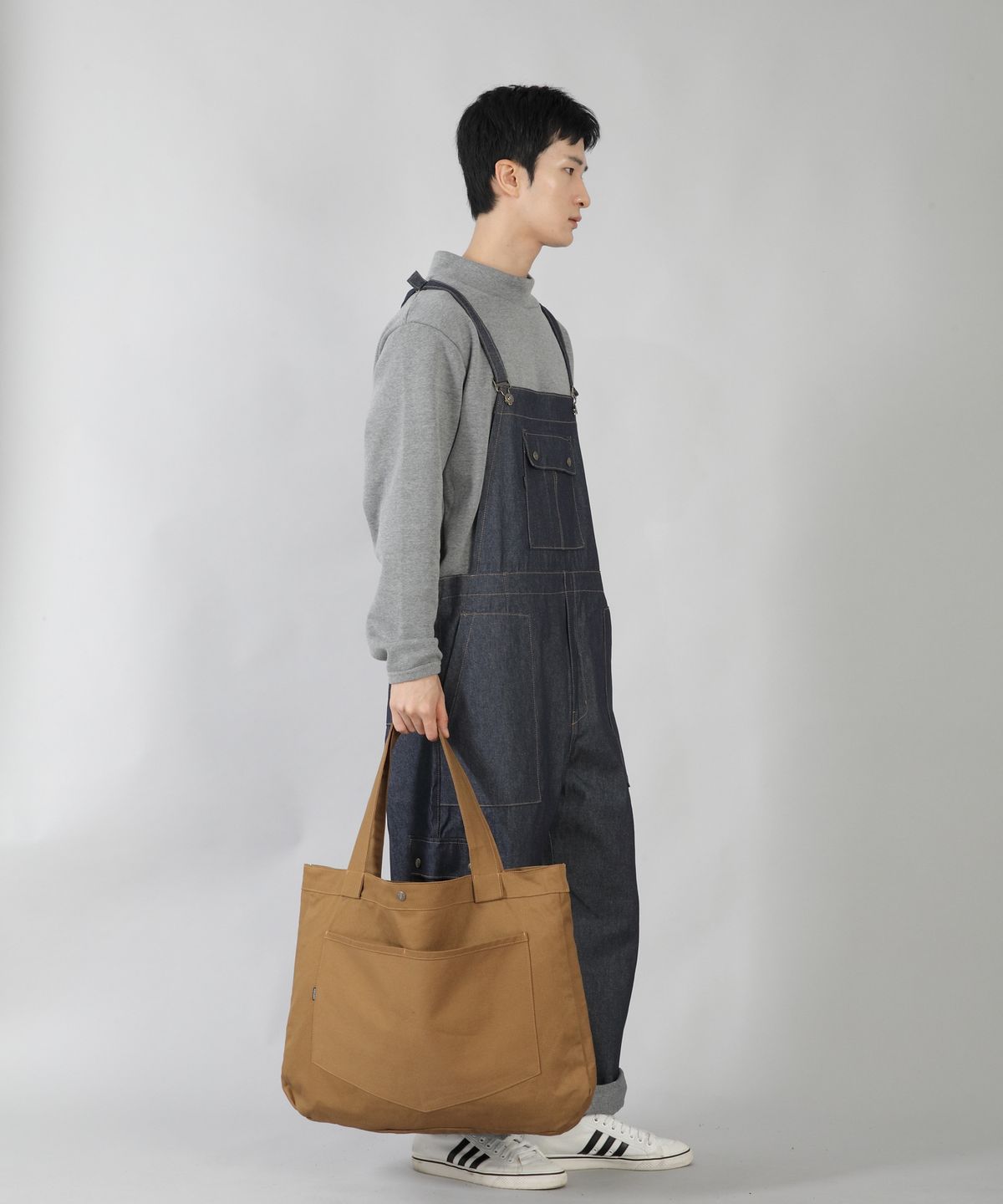 세인트크루(SAINTCREW) 라운드 볼륨 펜타곤포켓 에코백 RVP-146 카멜
