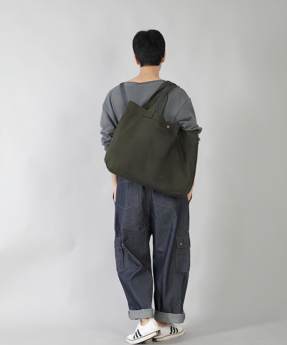 세인트크루(SAINTCREW) 라운드 볼륨 무지 에코백 RVS-147 카키