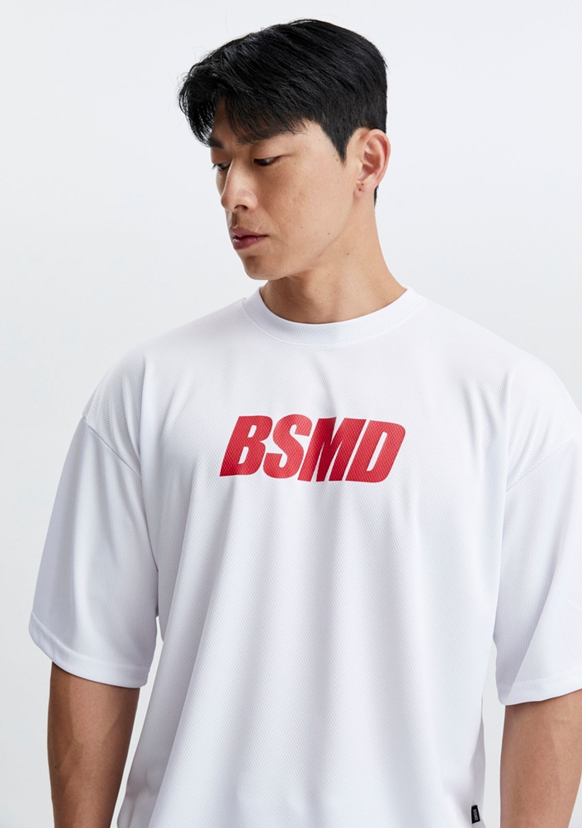 비스트모드(BSMD) 메인로고 기능성 메쉬 오버핏 반팔 티셔츠 숏 슬리브