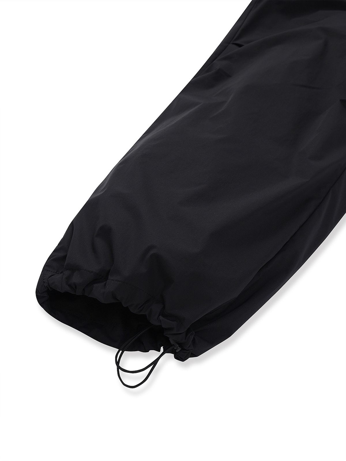 디스커버리 익스페디션(DISCOVERY EXPEDITION) 여성 메쉬기모 트레이닝 스트링 팬츠 (BLACK)