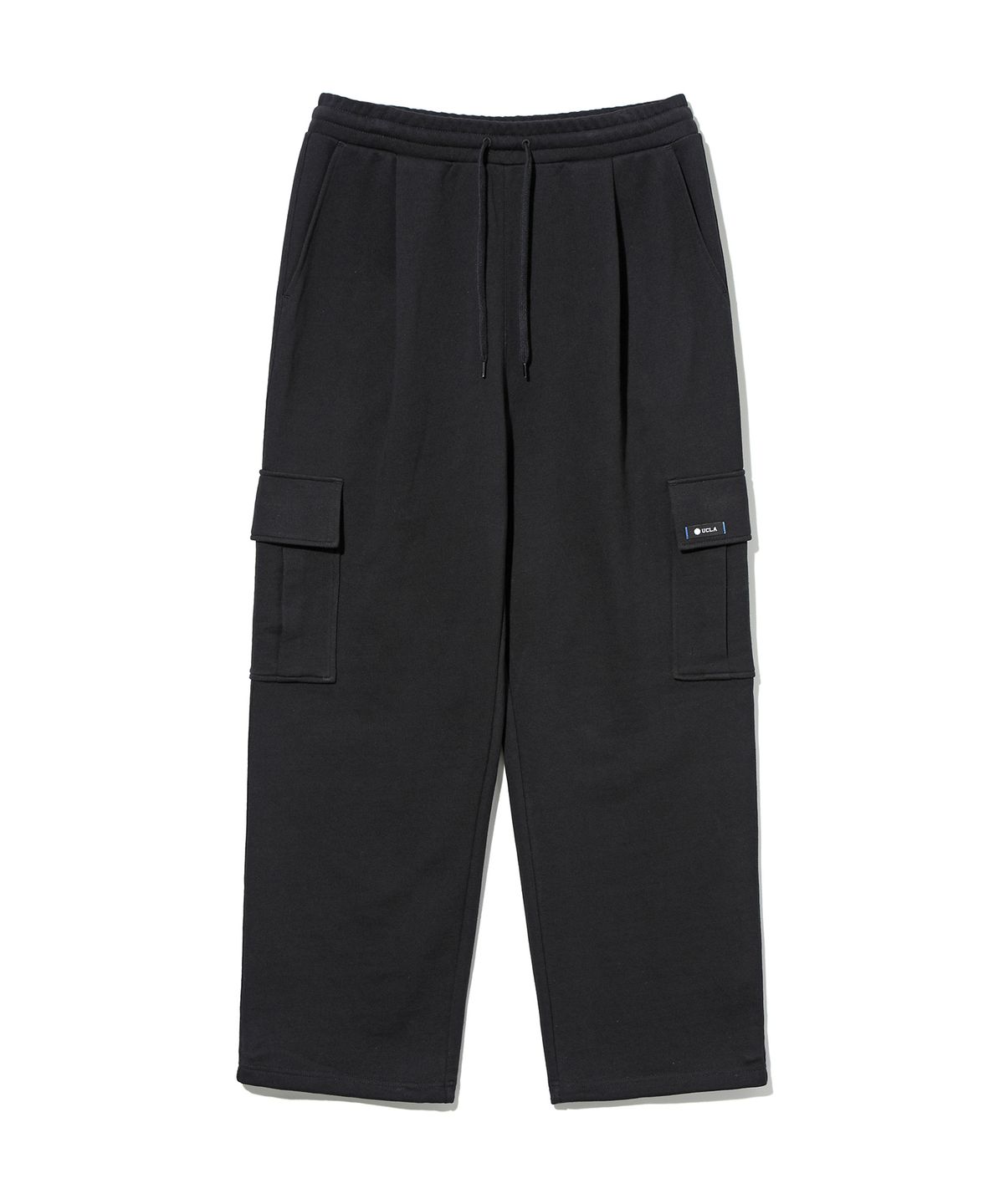 유씨엘에이(UCLA) 남녀공용 데일리 스몰로고 져지 오버 와이드 카고팬츠[BLACK](UB8LP38)