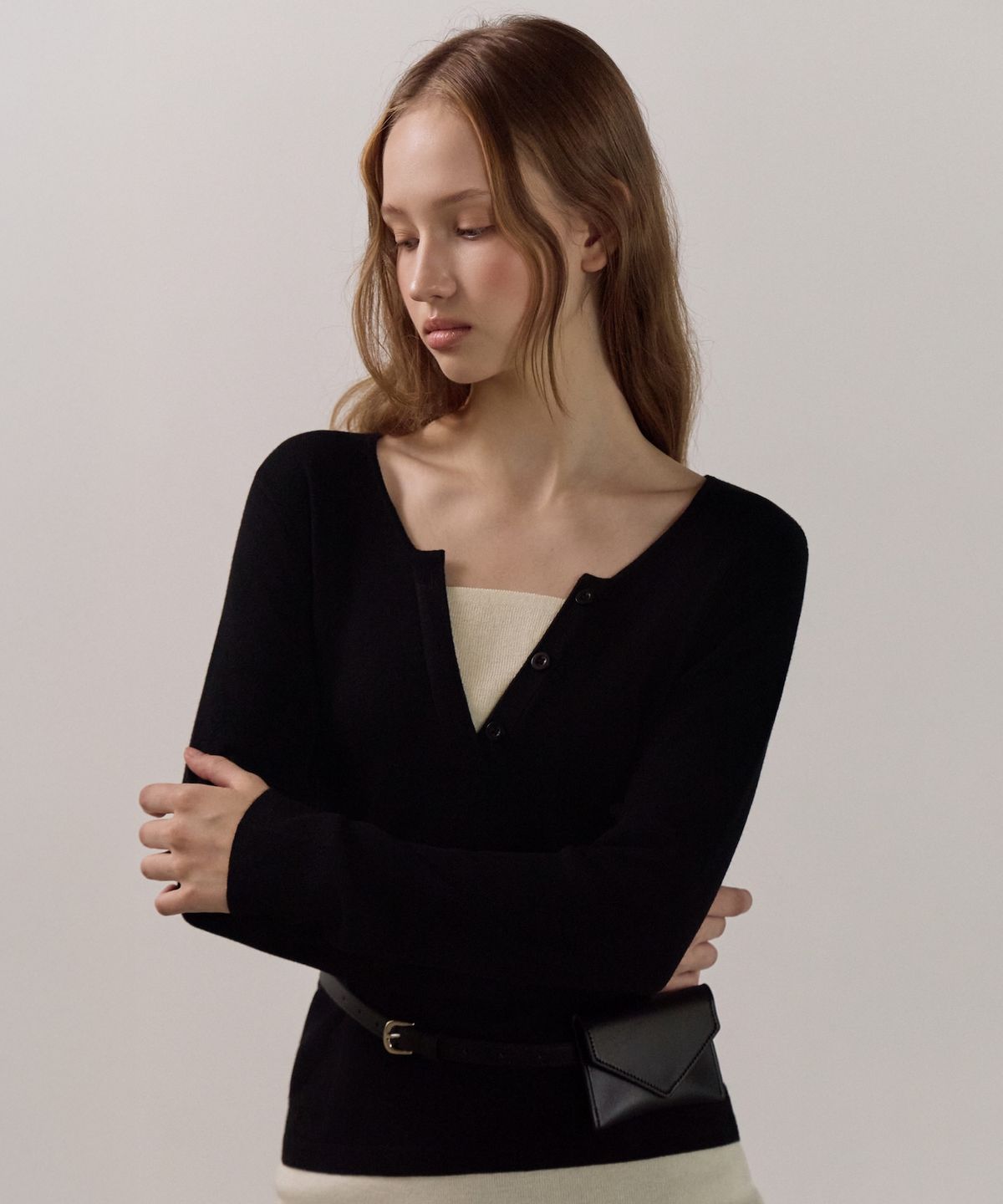 엘리오티(ELLIOTI) V-Cut Layer Knit Ts_4Color