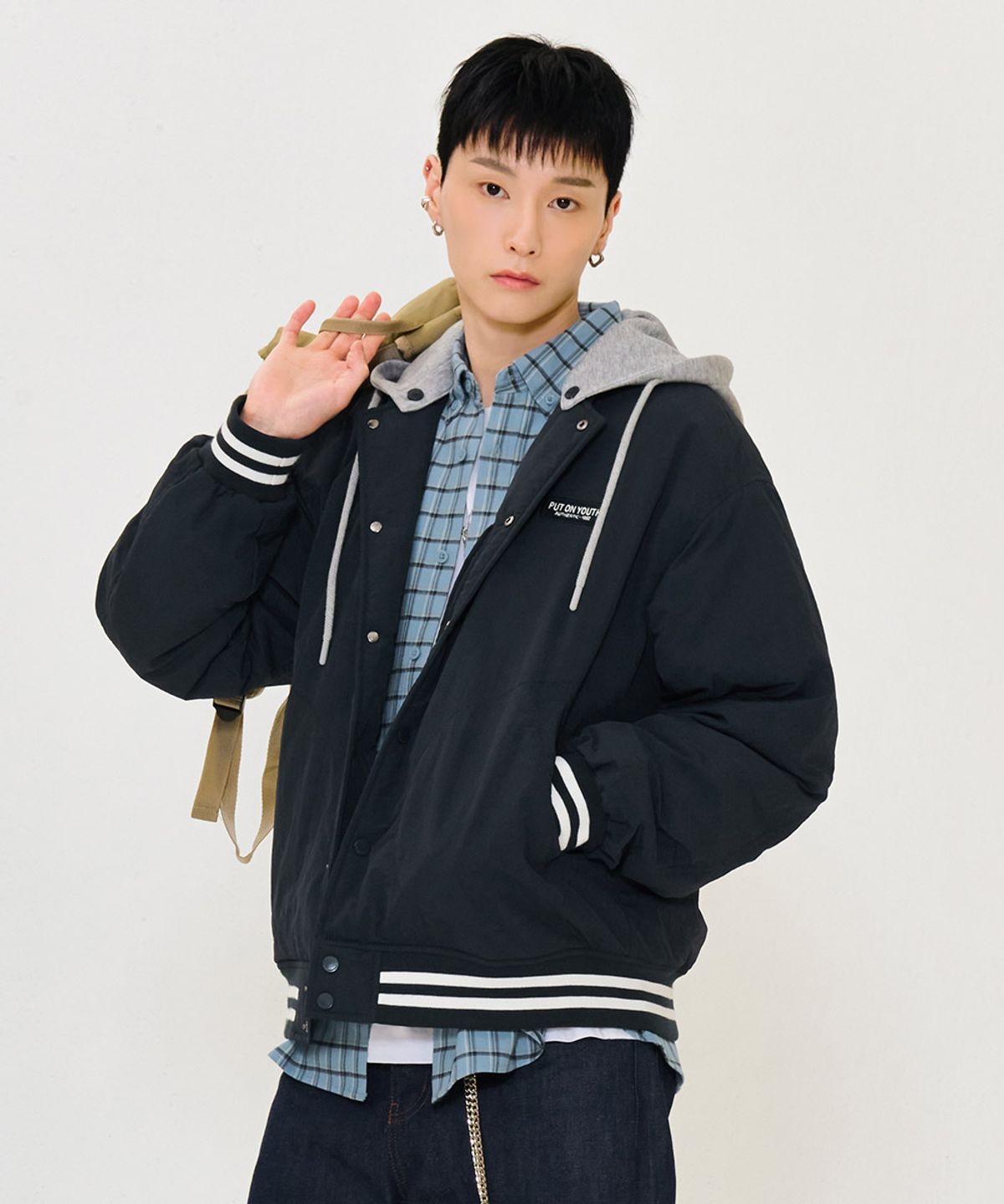 체이스컬트(CHASECULT) 남성 바시티 패딩 점퍼-네이비
