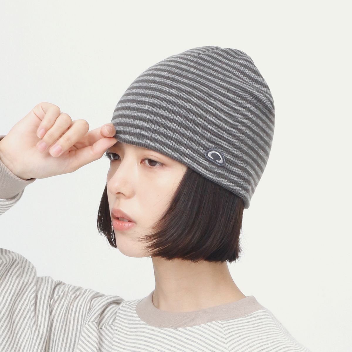 써넥트(SUNNECT) Striped Beanie - Charcoal