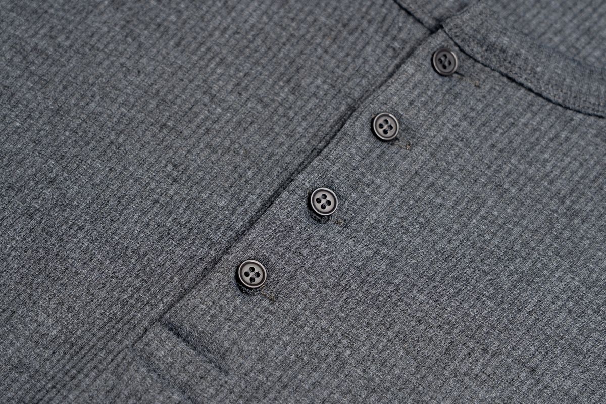 커넥트킨록(CONNECT KINLOCH) 립 헨리넥 롱슬리브 티셔츠 [다크그레이]