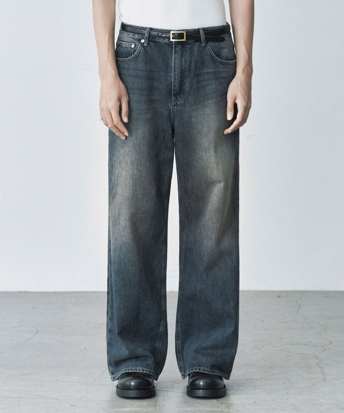 브랜디드(BRANDED) 1770 MUTE JEANS [ESSENTIAL WIDE STRAIGHT]