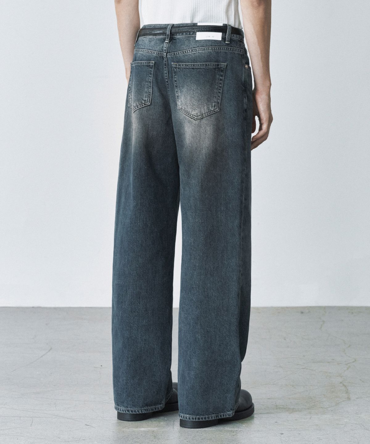 브랜디드(BRANDED) 1770 MUTE JEANS [ESSENTIAL WIDE STRAIGHT]