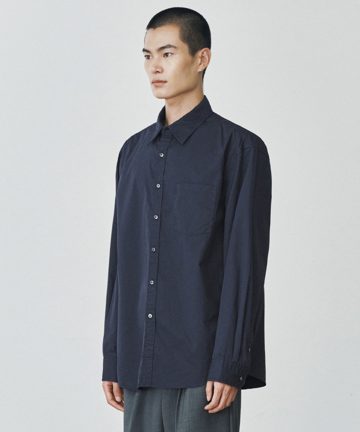 브랜디드(BRANDED) EASY COTTON SHIRT [NAVY]