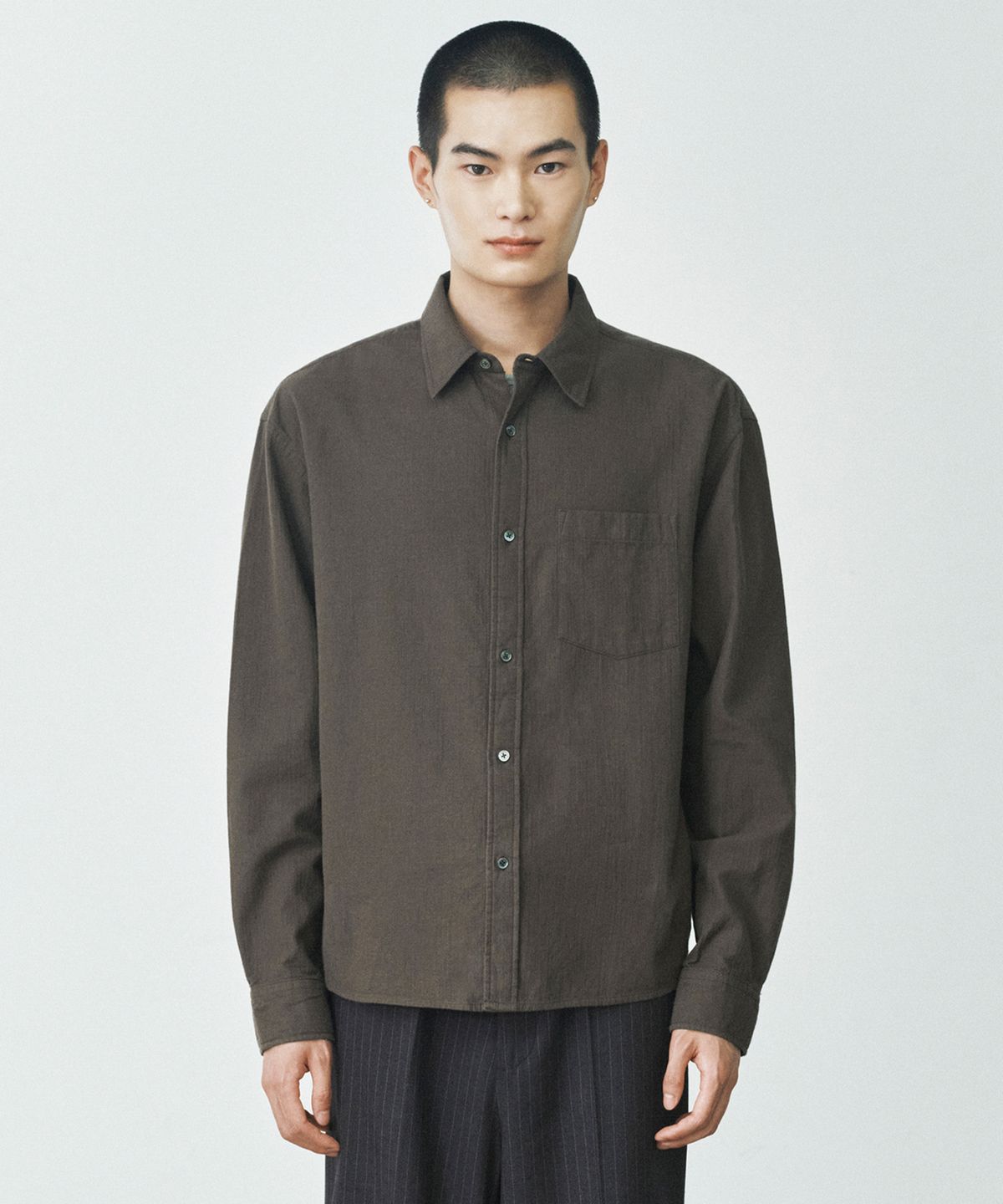 브랜디드(BRANDED) PINTER CROP GAUZE SHIRT [BROWN]