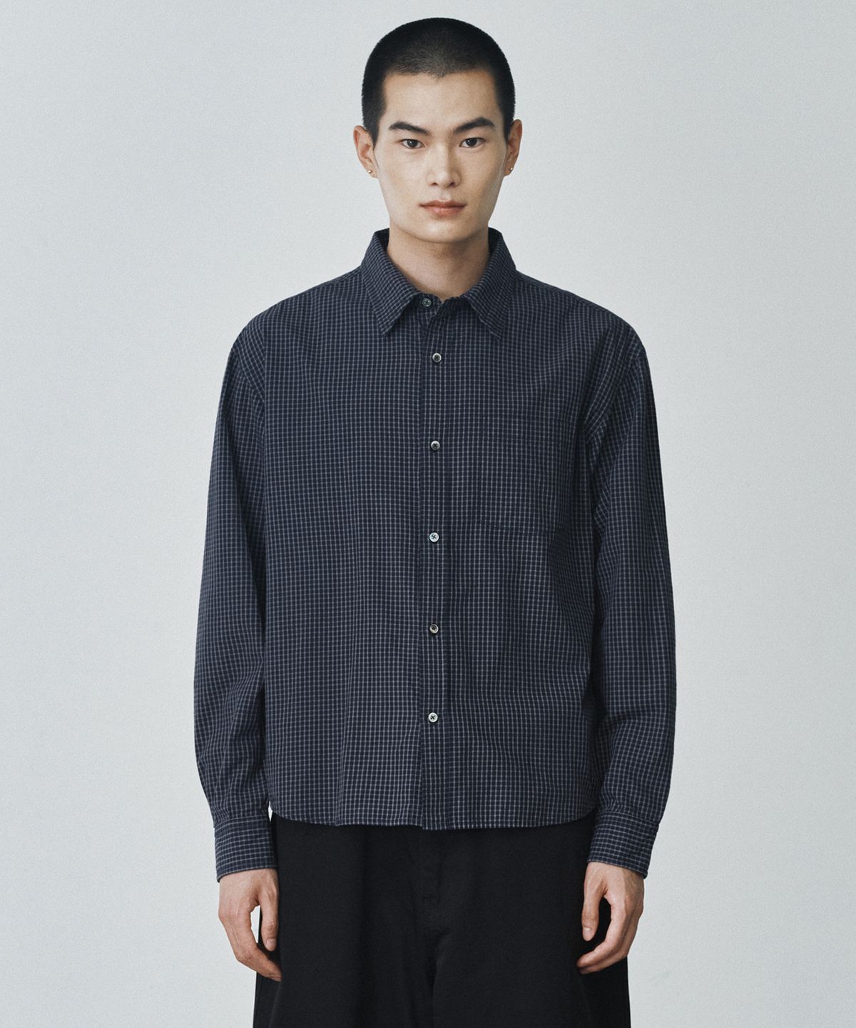 브랜디드(BRANDED) PINTER CROP CHECK SHIRT [NAVY]