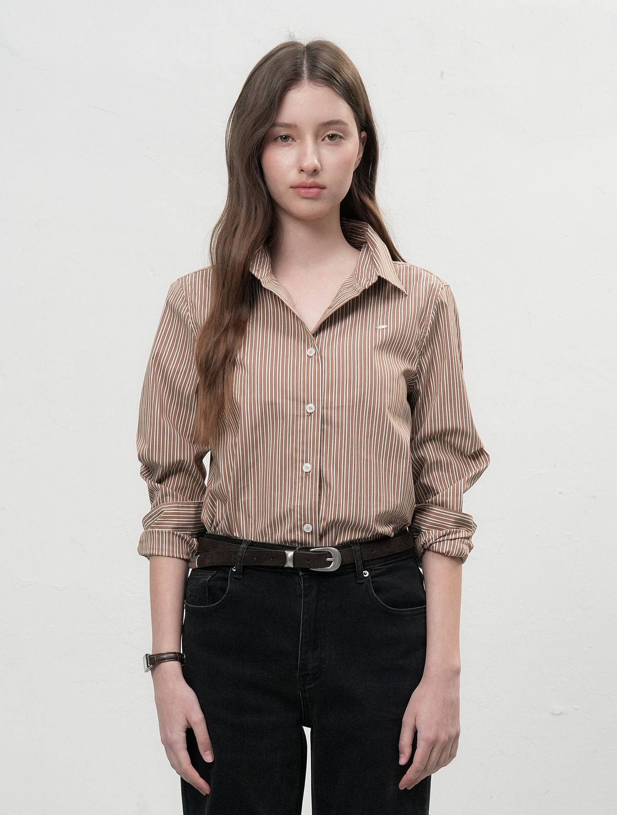 제너럴아이디어(GENERALIDEA) 스트라이프 리벳 셔츠 [BROWN] / WBE3L03505