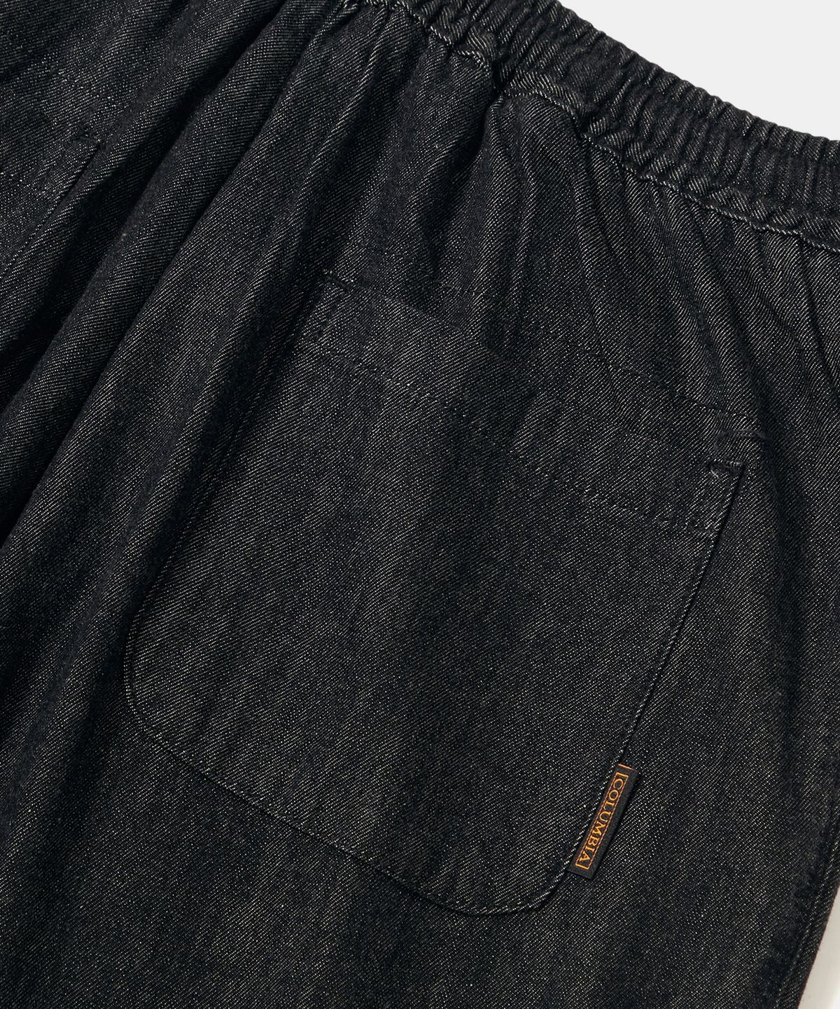 컬럼비아 유니버시티(COLUMBIA UNIVERSITY) TRAJAN LABEL PINTUCK WIDE-FIT DENIM PANTS_BLACK JEAN