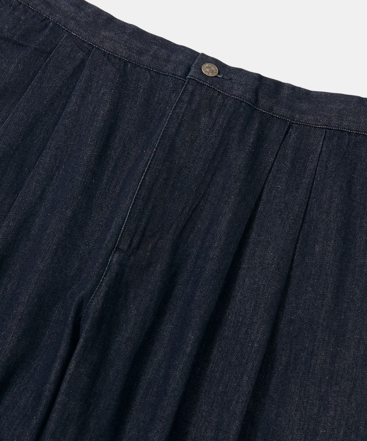 컬럼비아 유니버시티(COLUMBIA UNIVERSITY) TRAJAN LABEL PINTUCK WIDE-FIT DENIM PANTS_INDIGO JEAN