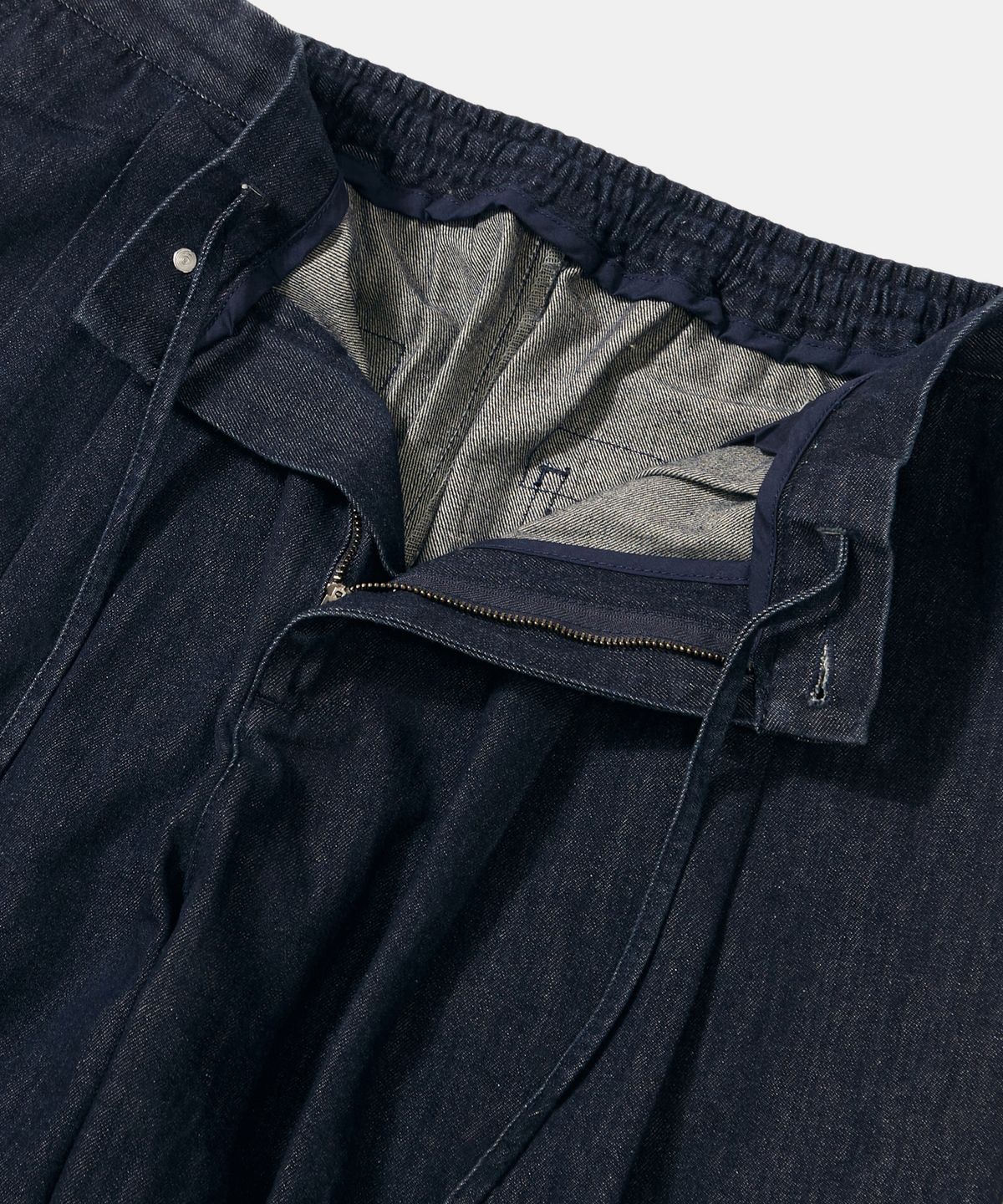 컬럼비아 유니버시티(COLUMBIA UNIVERSITY) TRAJAN LABEL PINTUCK WIDE-FIT DENIM PANTS_INDIGO JEAN