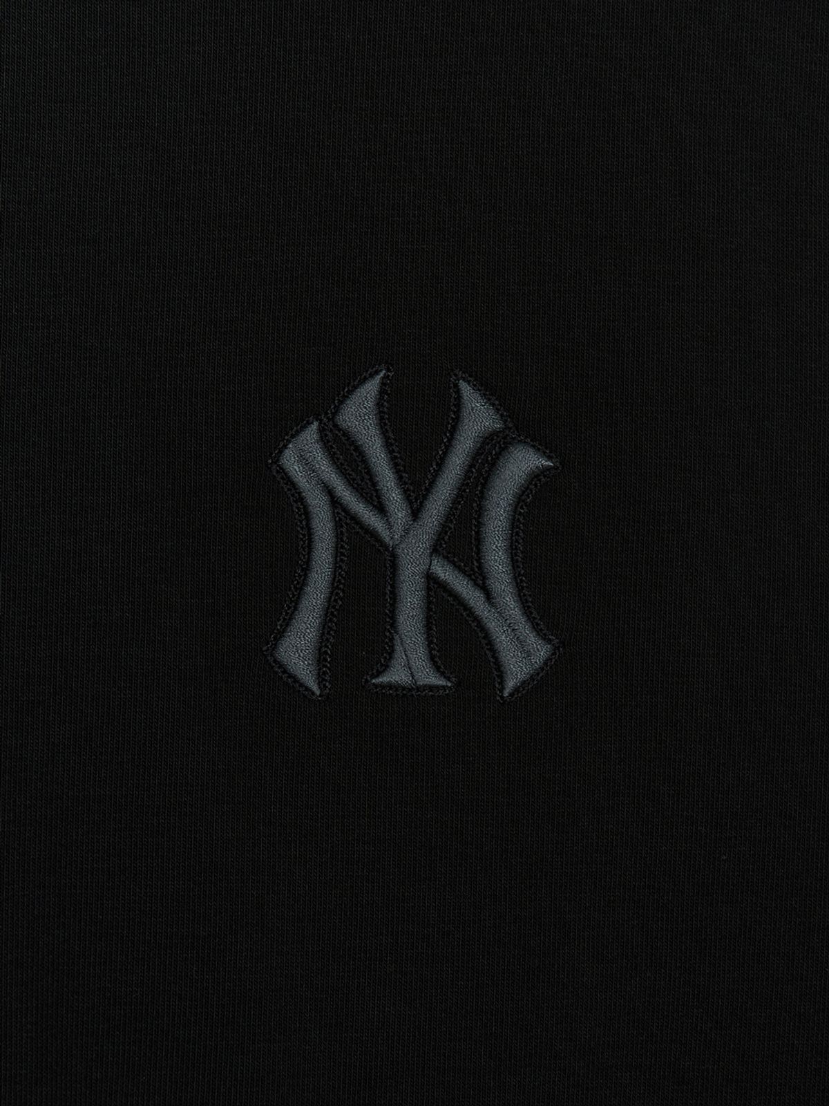 엠엘비(MLB) 모노그램 빈티지 빅럭스 후드티 NY (Black)