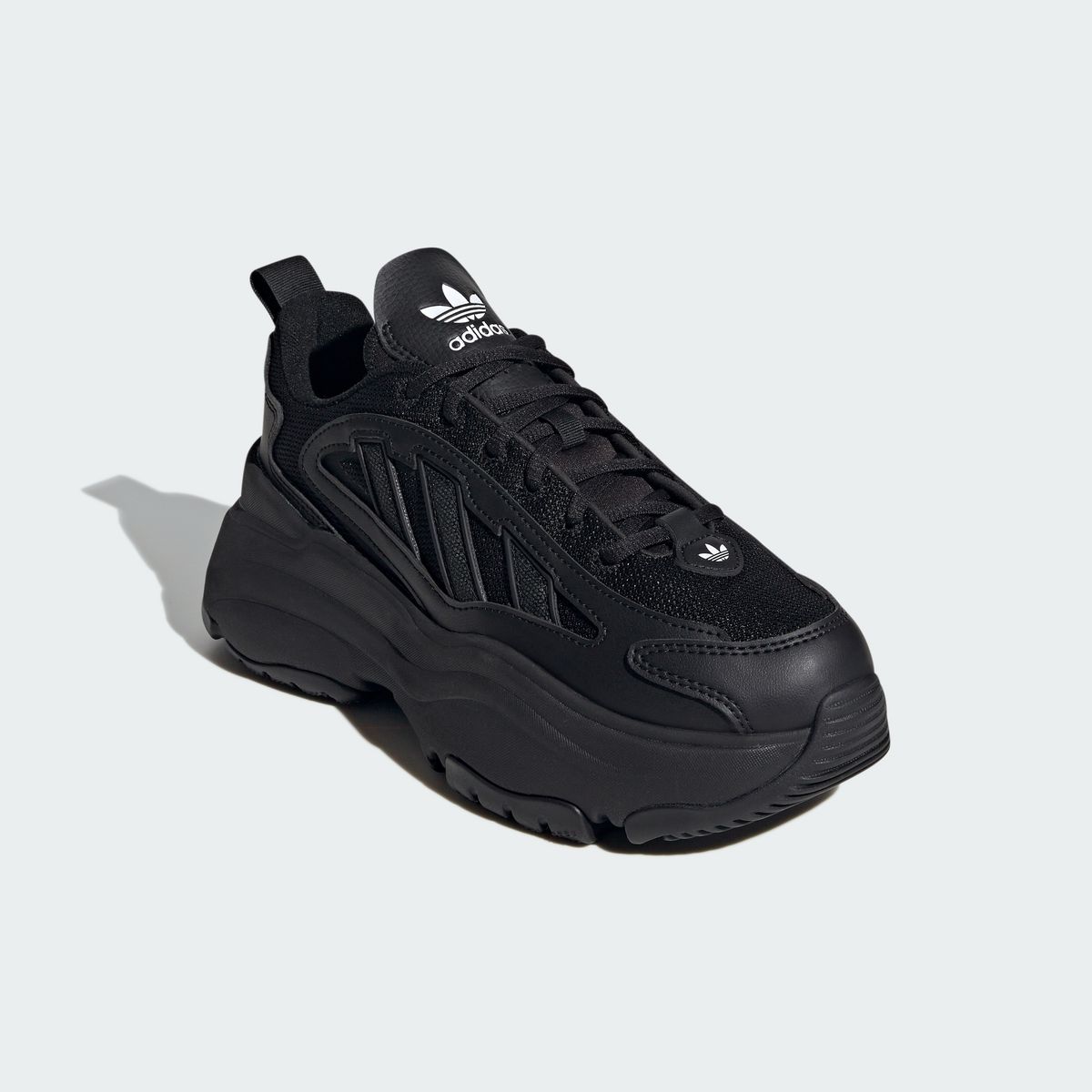 아디다스(ADIDAS) 오즈가이아 IG6045