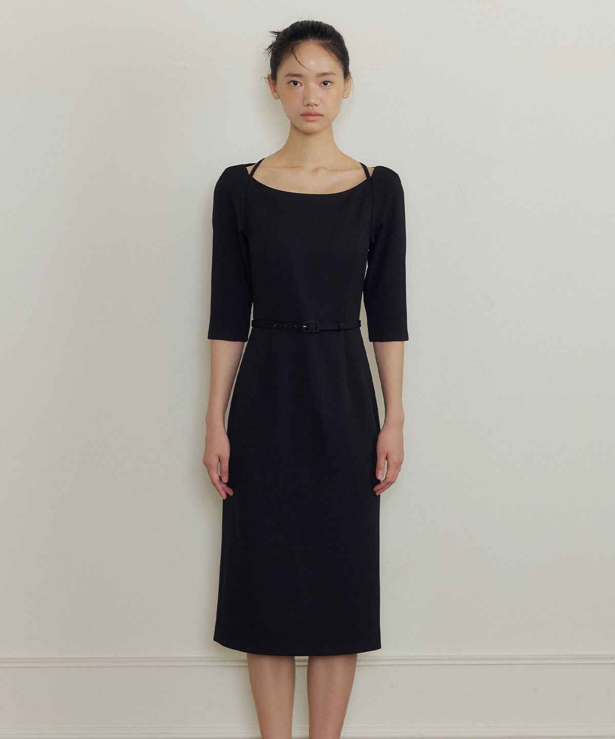 루시르주(LUCIR ZU) Thalia Belted Boatneck Dress (black)