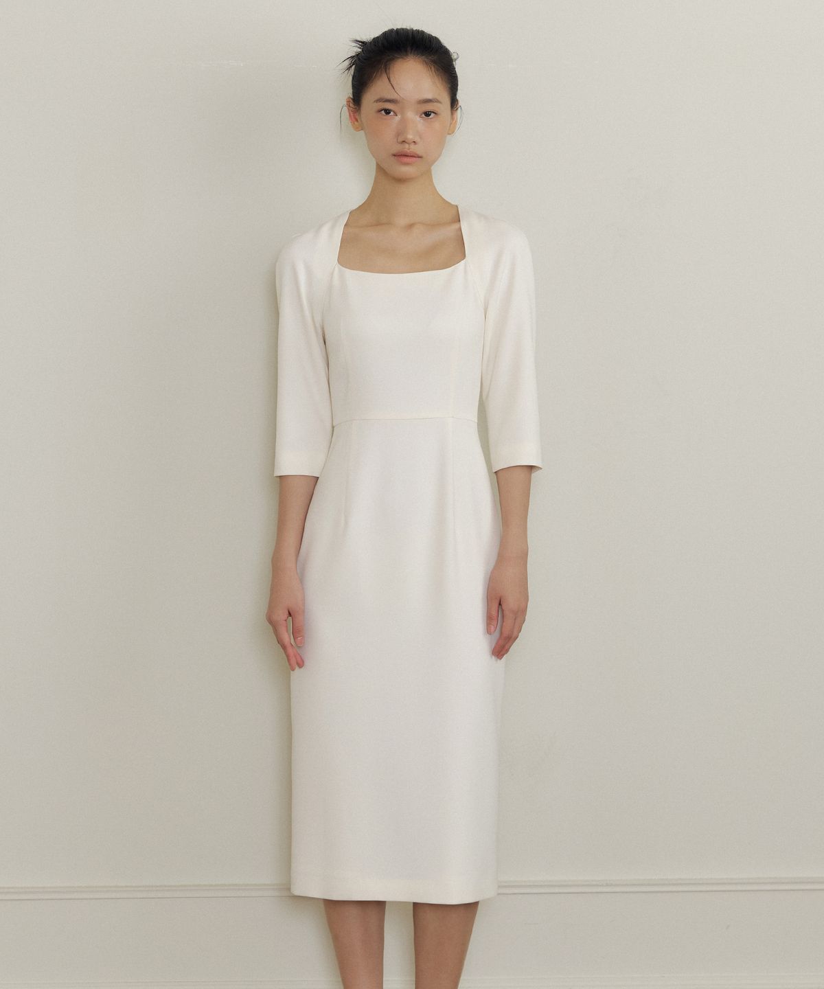 루시르주(LUCIR ZU) Raglan Square Neck Dress (ivory)
