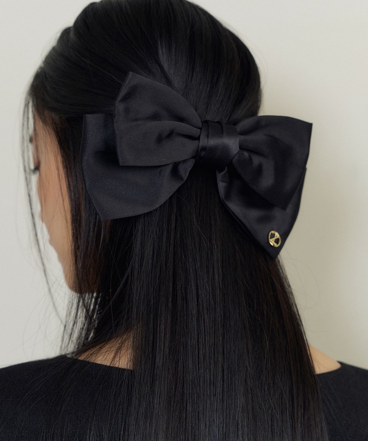 루시르주(LUCIR ZU) Royal Satin Bow Hair Clip (black)