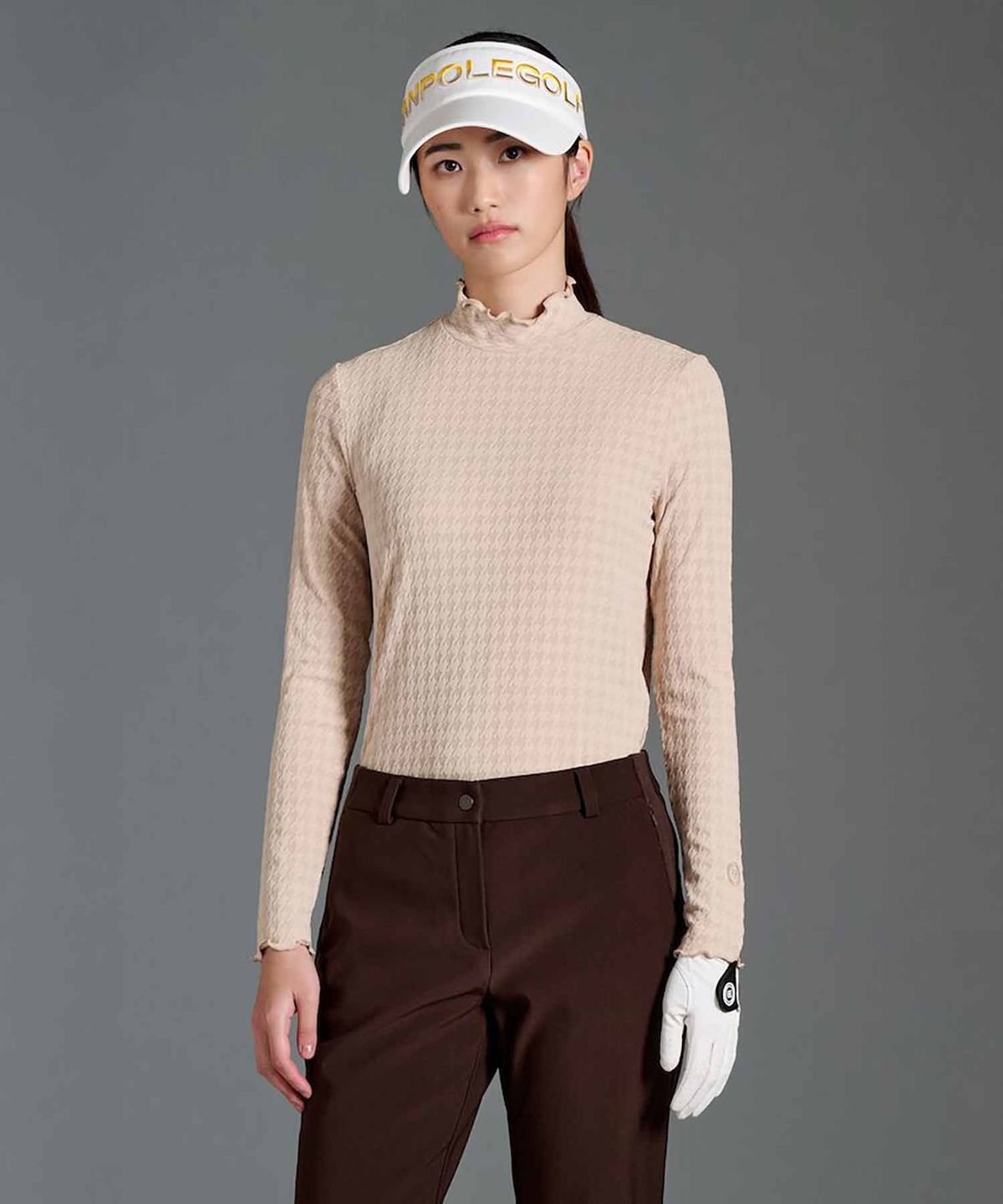 빈폴골프(BEANPOLE GOLF) 여성 자카드 하이넥 긴소매 티셔츠  베이지